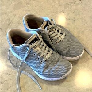 Gray Casual Sneakers No Bull trainers 6.5 gray